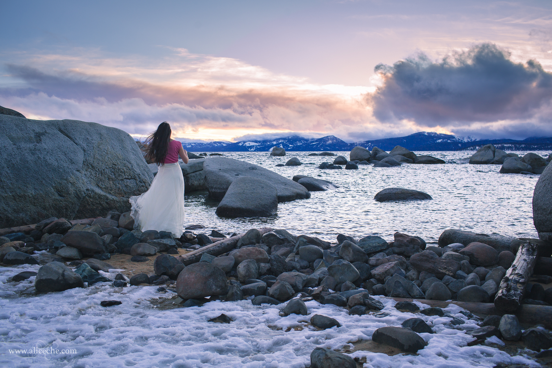 alice-che-photography-lake-tahoe-self-portrait-sunset-tossing-hair-back-tulle-skirt-snow