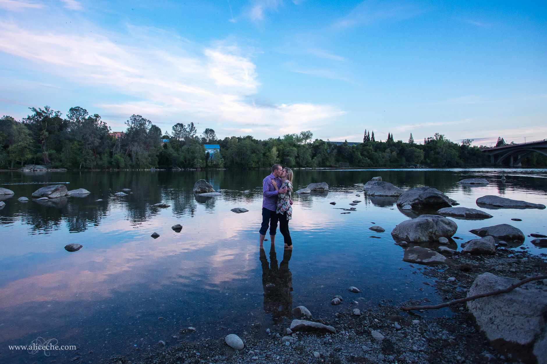 intimate-folsom-lake-engagement-session-bay-area-photography-alice-che