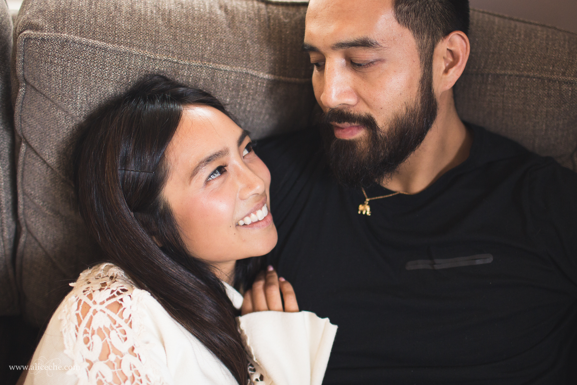 intimate-at-home-engagement-session-san-francisco-wedding-photographer-stacey-and-jefrey-3