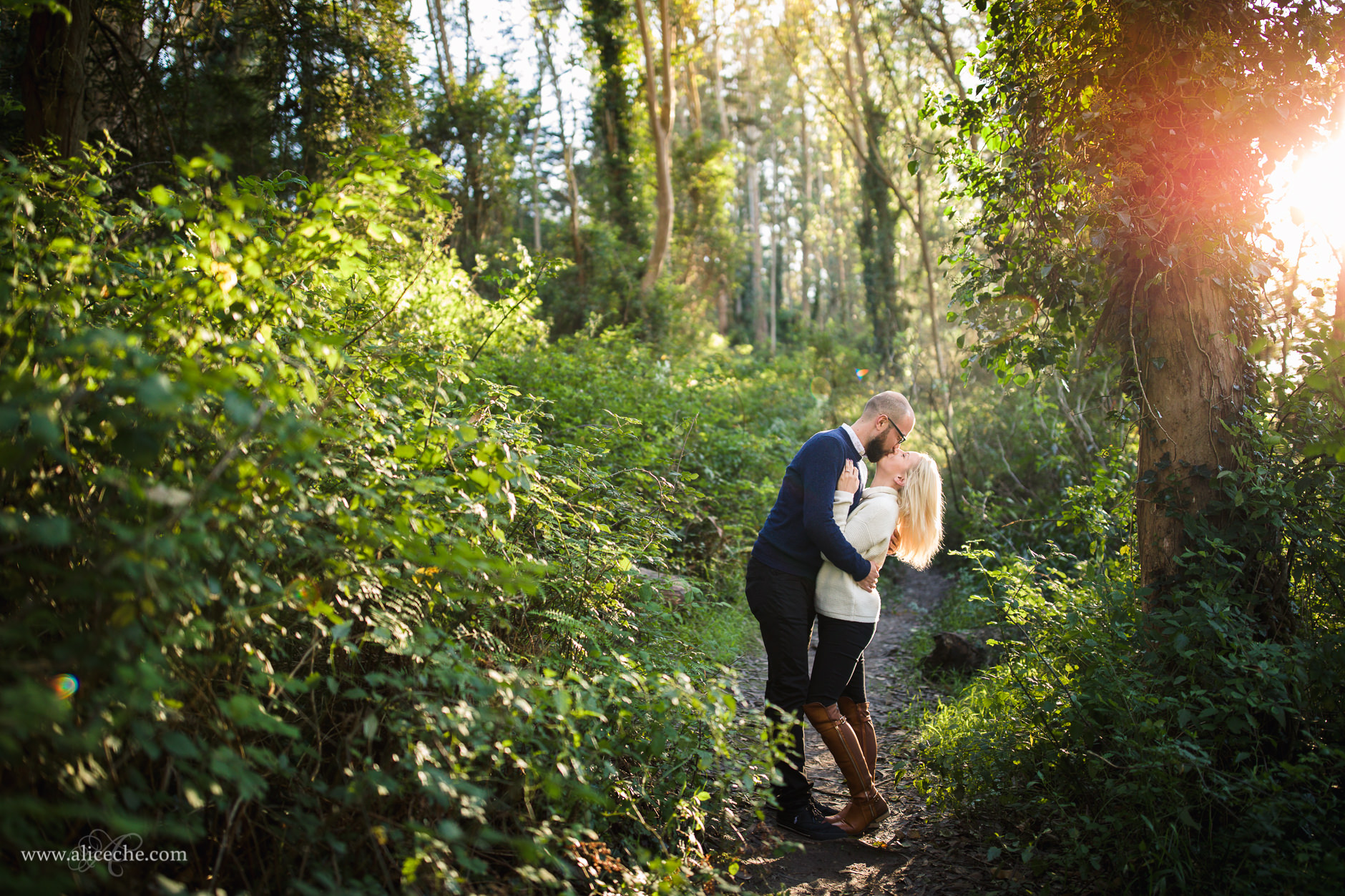 Twin Peaks Engagement Session San Francisco Photographer Couple Kissing on a Trail