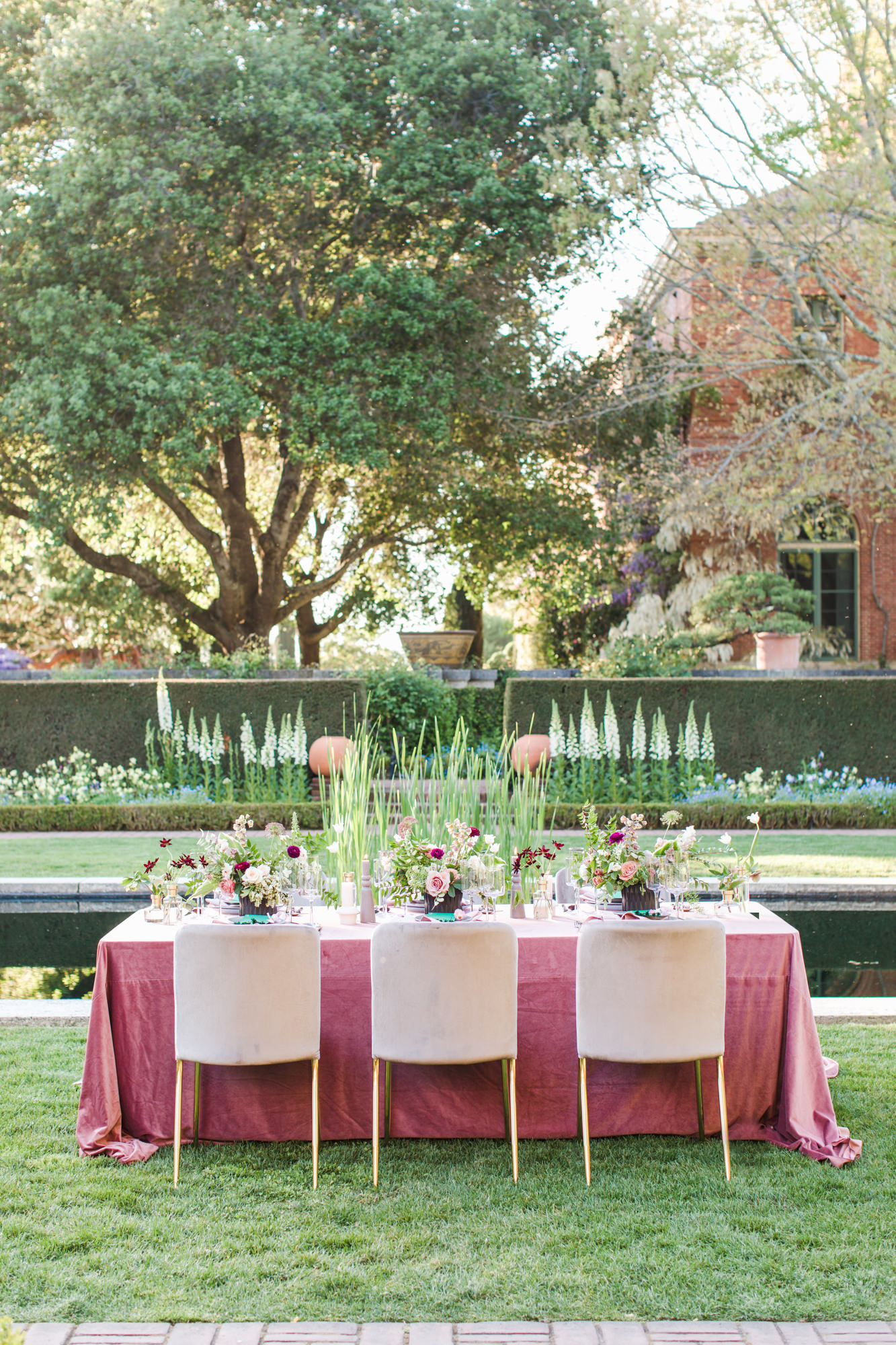 Filoli Garden Wedding Reception with mauve velvet linen and pinks