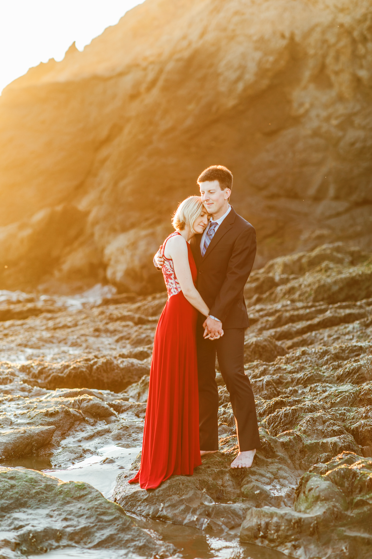 Rodeo Beach engagement photos with Alice Che Photography